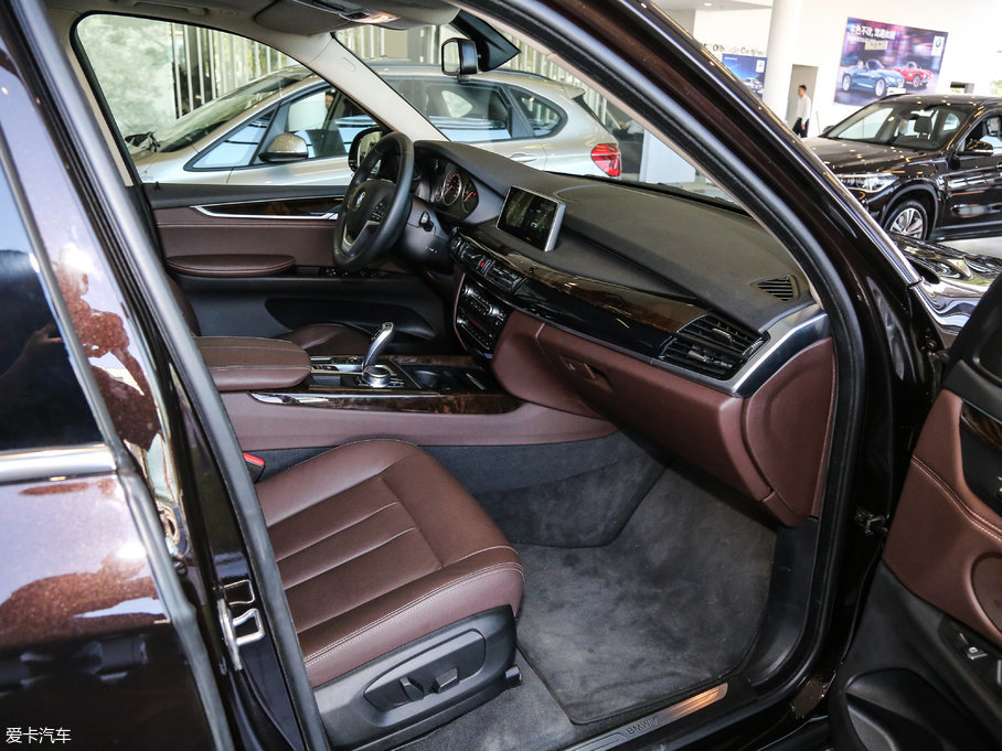 2017RX5(M) xDrive35i A