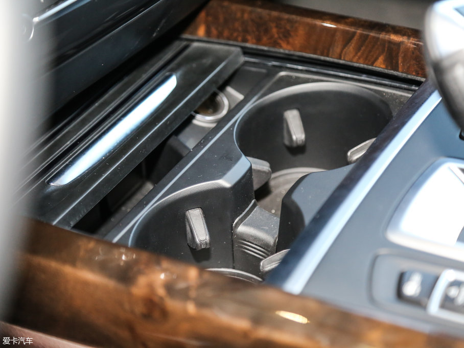 2017RX5(M) xDrive35i A