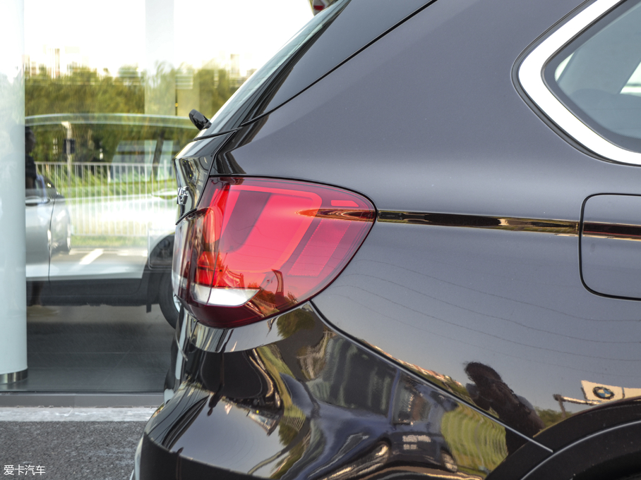 2017RX5(M) xDrive35i 