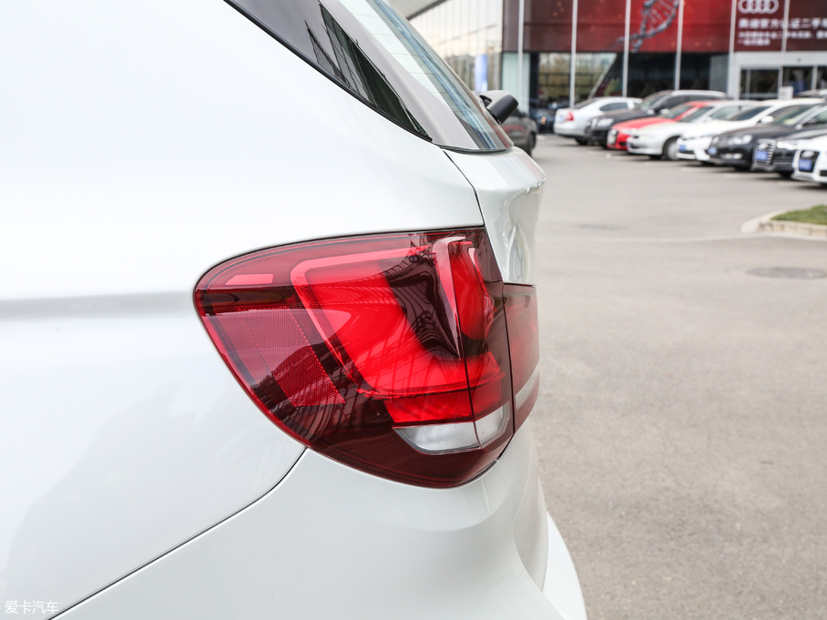 2017RX5(M) xDrive28i