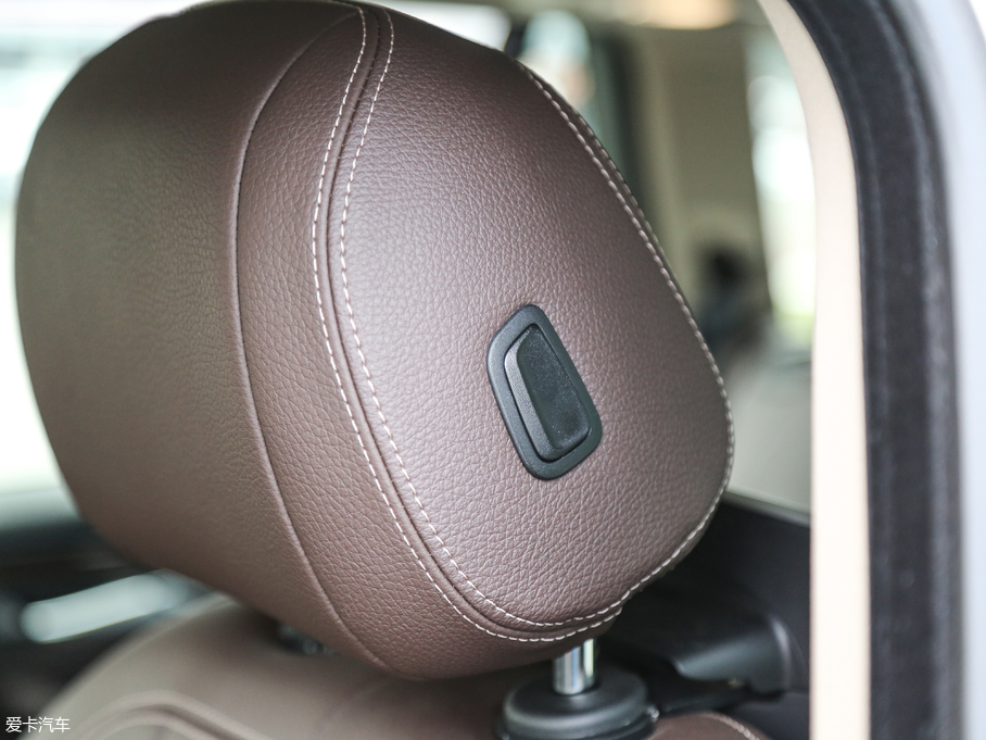 2017RX5(M) xDrive28i