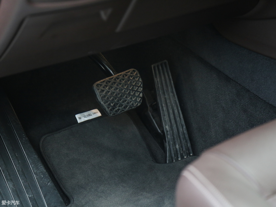 2017RX5(M) xDrive28i