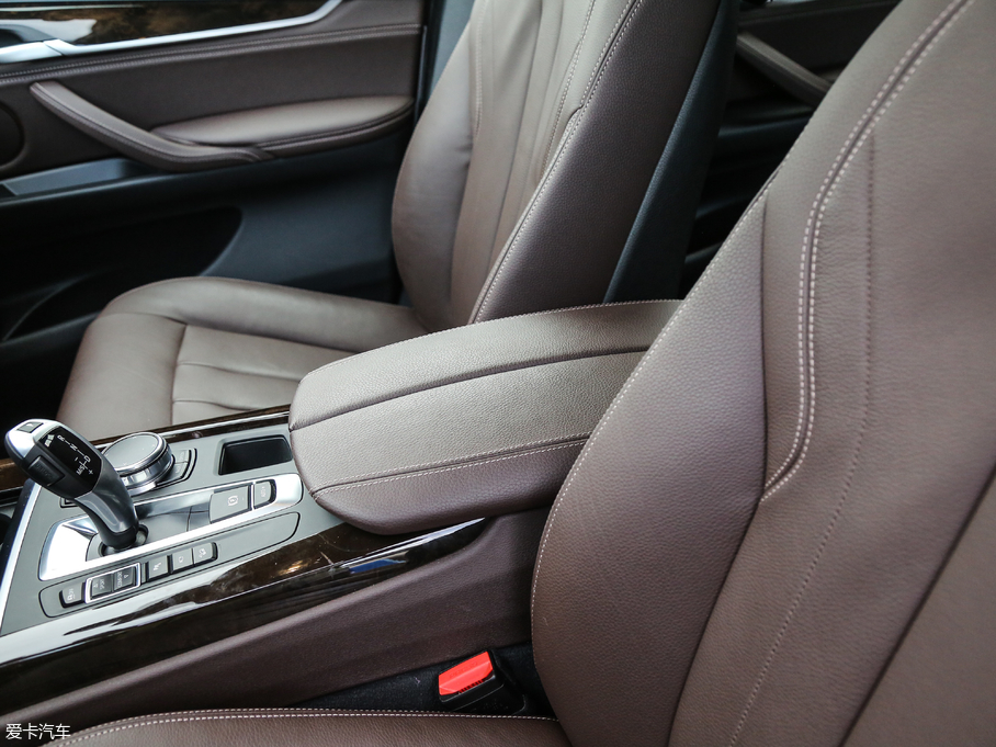 2017RX5(M) xDrive28i