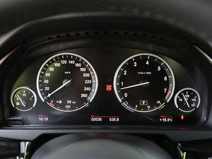 2017款xDrive35i M运动型 仪表
