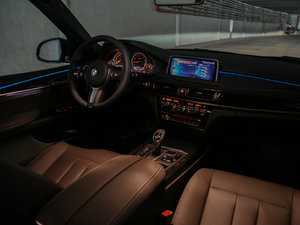 2017款xDrive35i M运动型 中控区