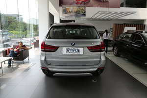 2017款xDrive35i 典雅型 正后	