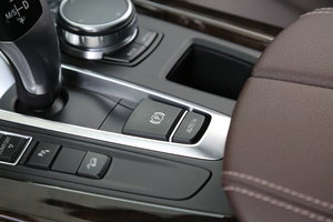 2017xDrive35i  п؅^(q)