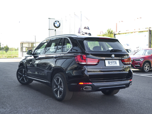 2017款xDrive35i 典雅型 左后45度