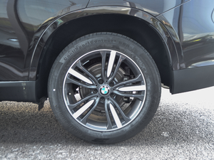 2017xDrive35i  (x)(ji)^