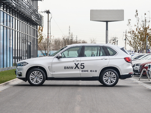 2017款xDrive28i 正侧（左）
