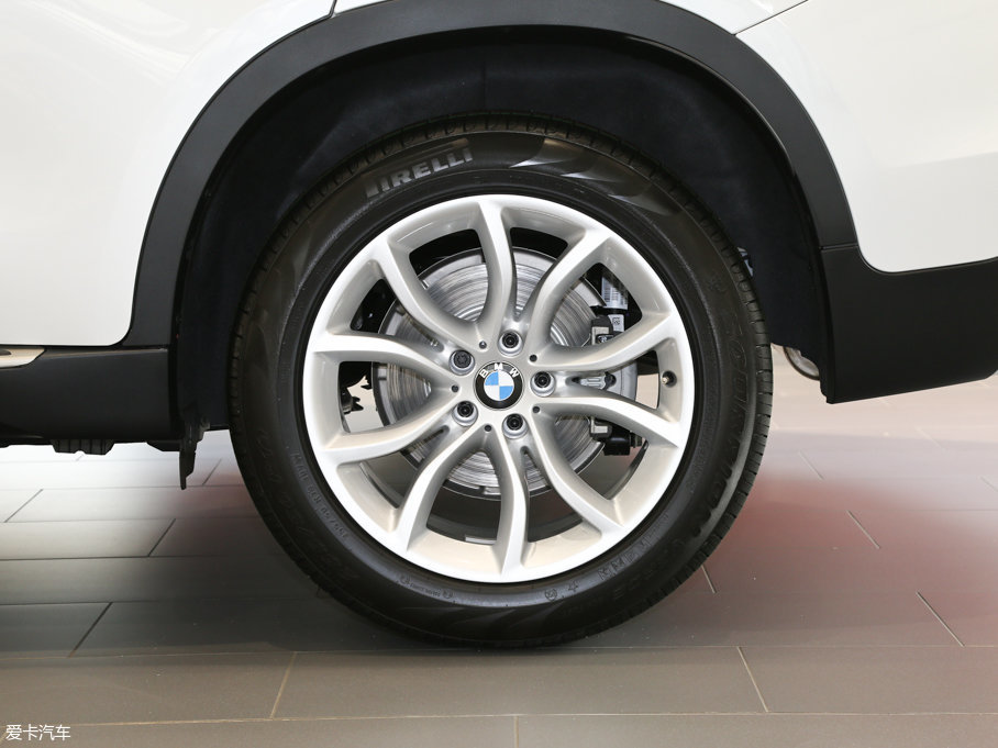 2017RX6 xDrive28i