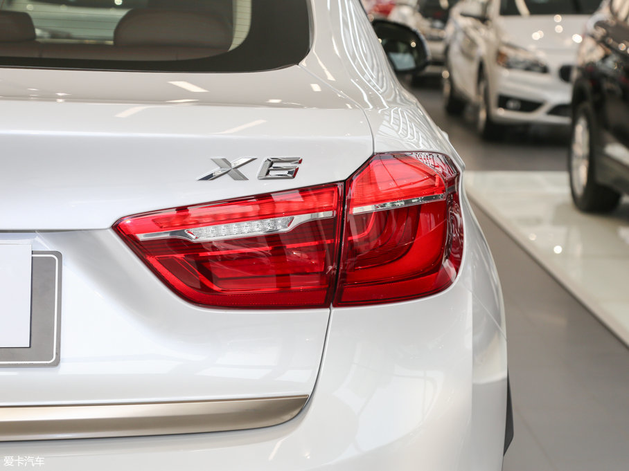 2017RX6 xDrive28i