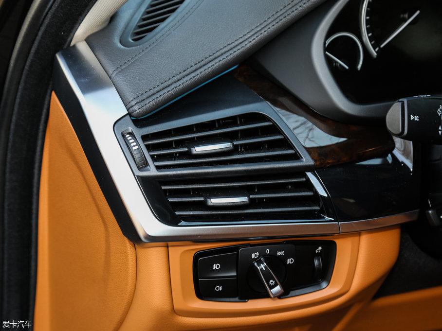 2017RX6 xDrive28i