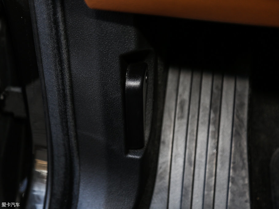 2017RX6 xDrive28i