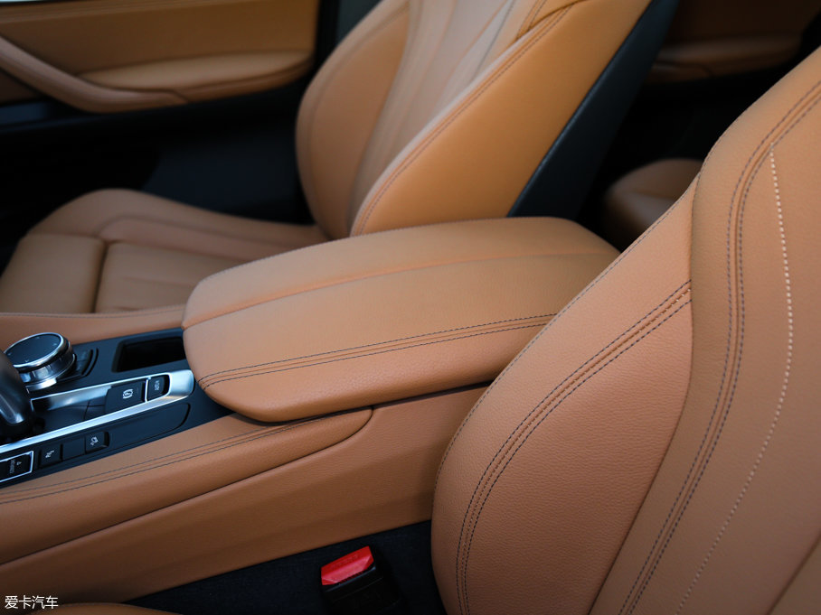 2017RX6 xDrive28i