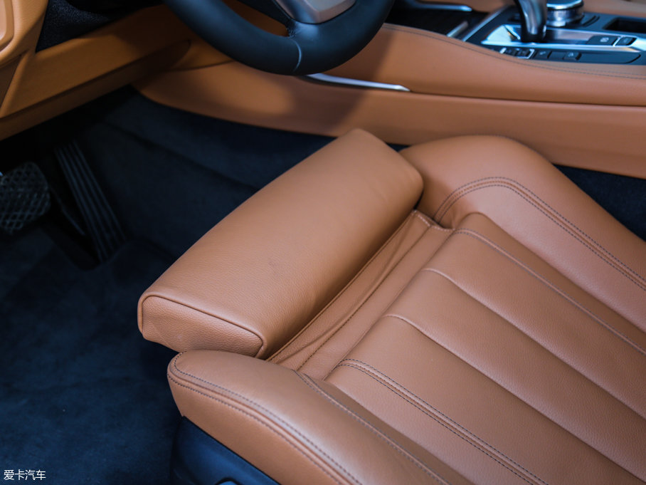 2017RX6 xDrive28i