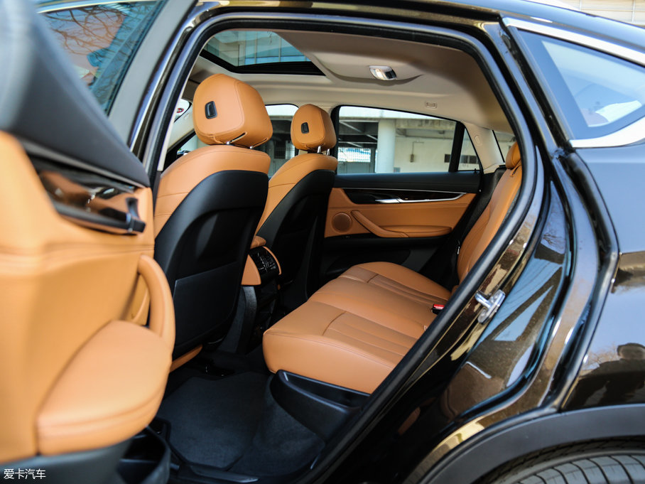 2017RX6 xDrive28i