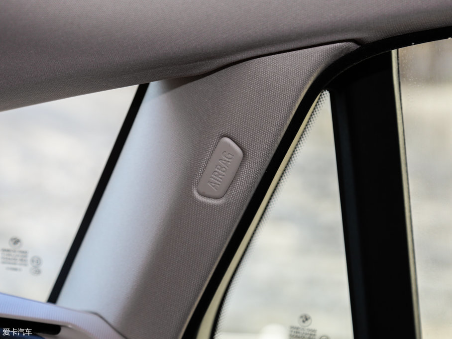 2017RX6 xDrive28i