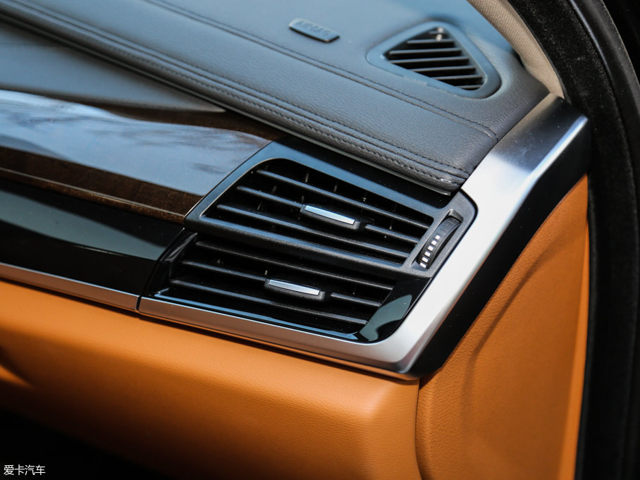 2017RX6 xDrive28i