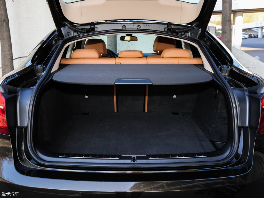 2017RX6 xDrive28i