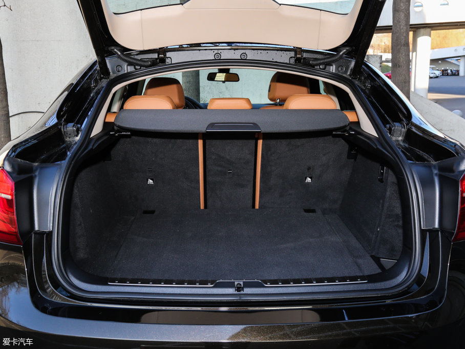 2017RX6 xDrive28i