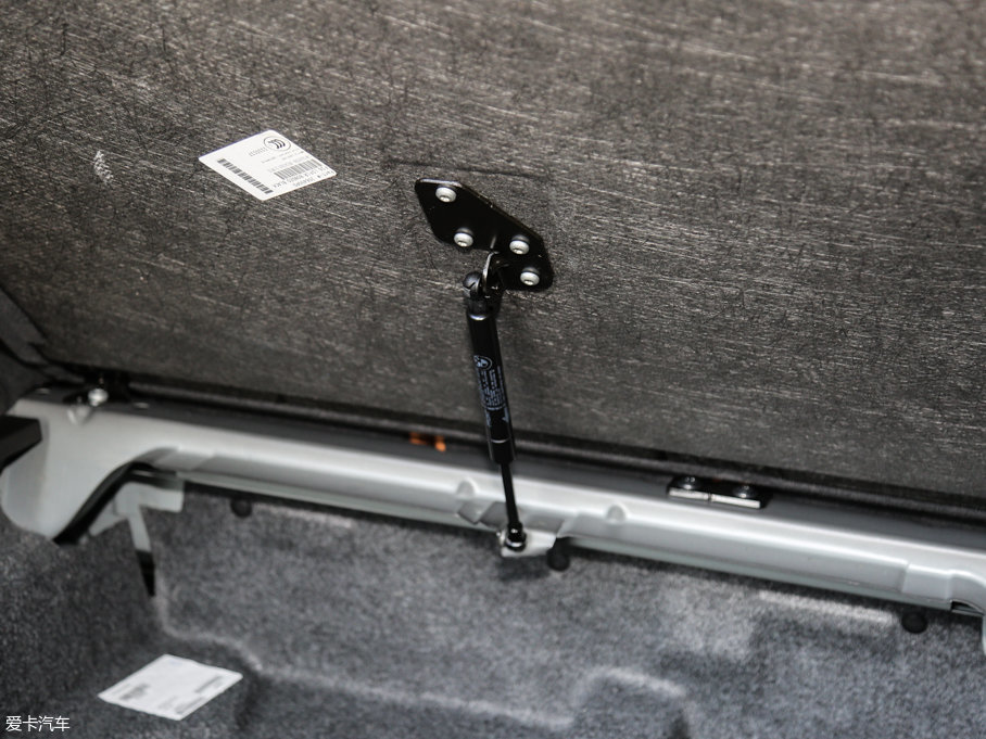 2017RX6 xDrive28i