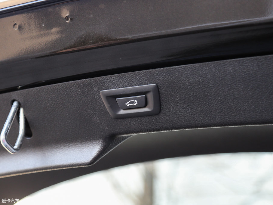 2017RX6 xDrive28i