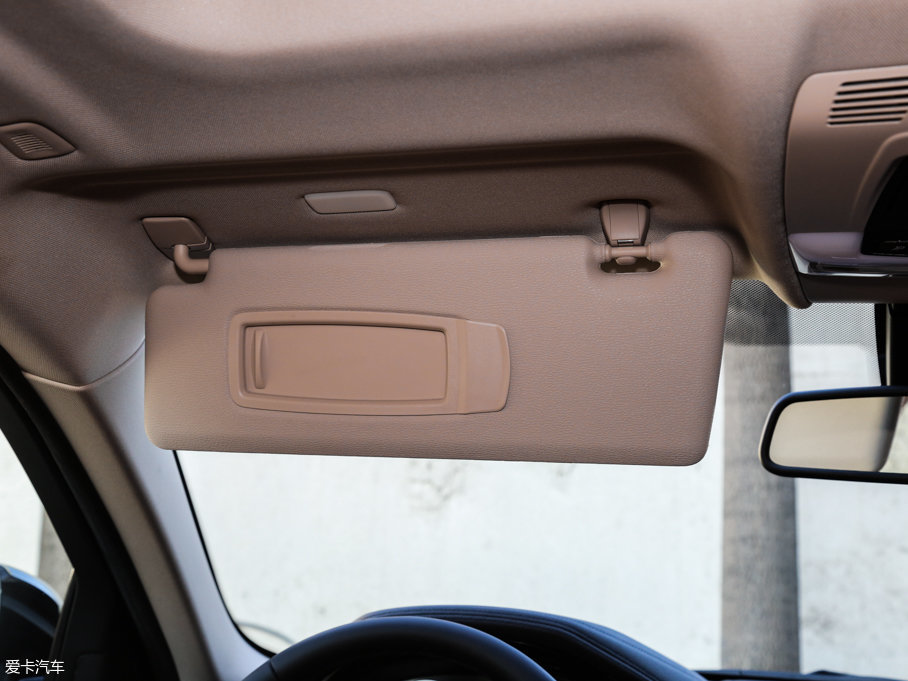 2017RX6 xDrive28i