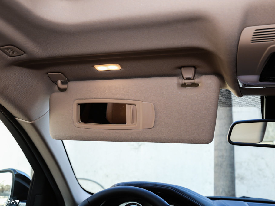 2017RX6 xDrive28i