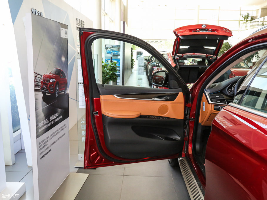 2017RX6 xDrive28i