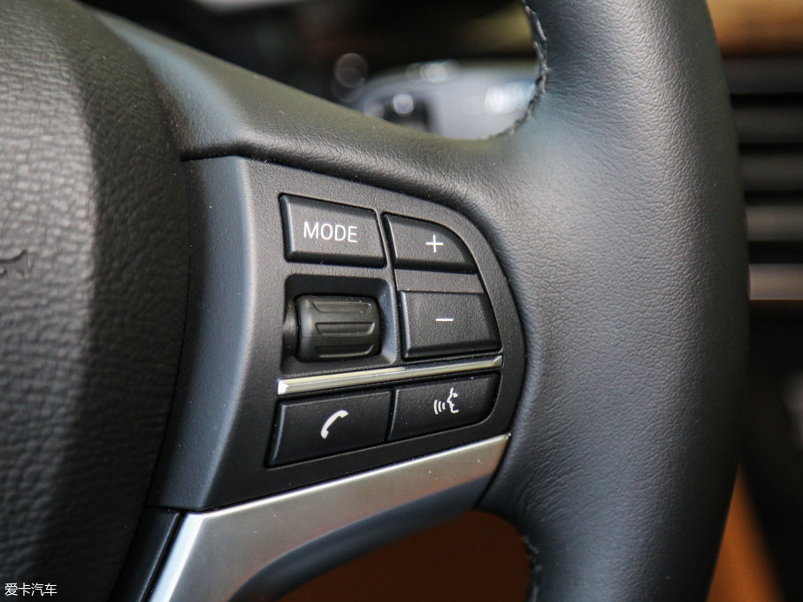 2017RX6 xDrive28i