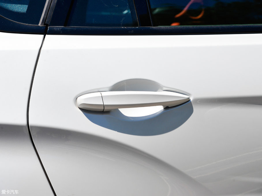 2017RX6 xDrive35i M\(yn)(dng)A