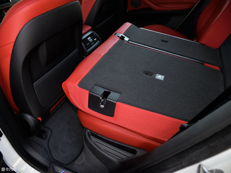 2017RX6 xDrive35i M\(yn)(dng)A