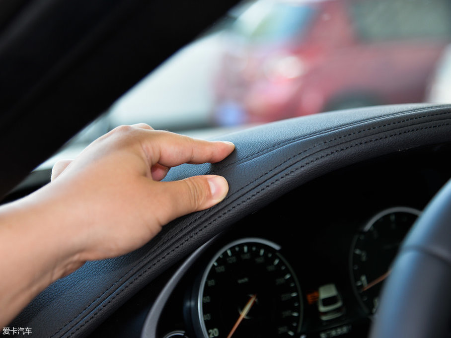 2017RX6 xDrive35i M\ӺA