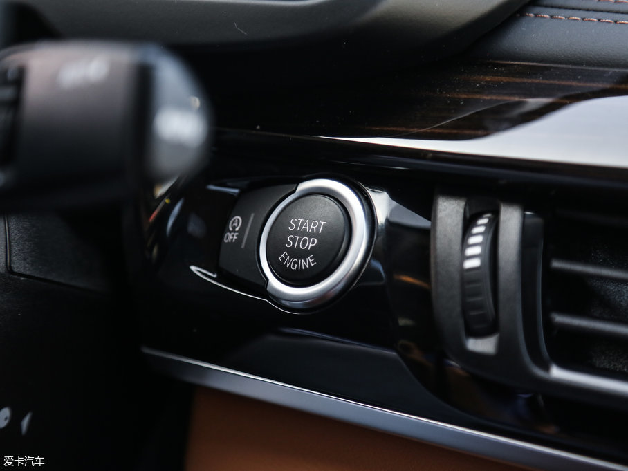 2017RX6 xDrive 35i