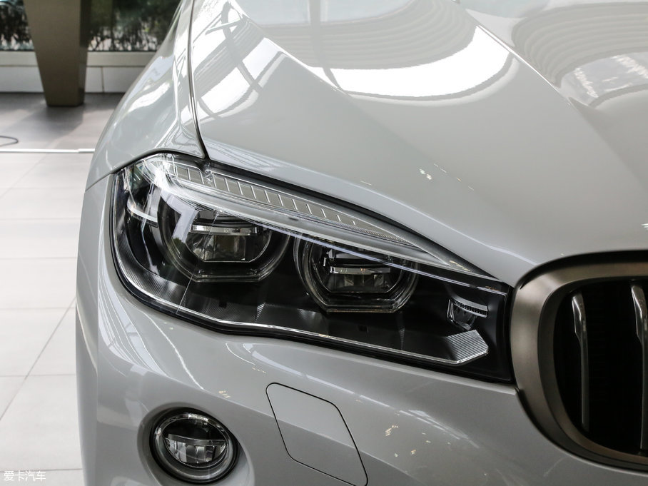 2017RX6 xDrive 35iA