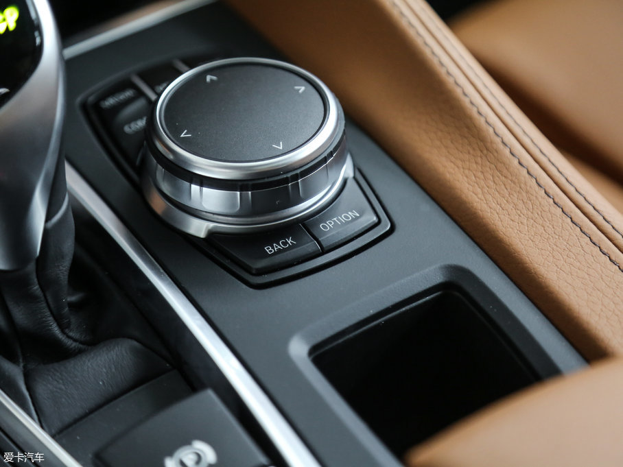 2017RX6 xDrive 35iA