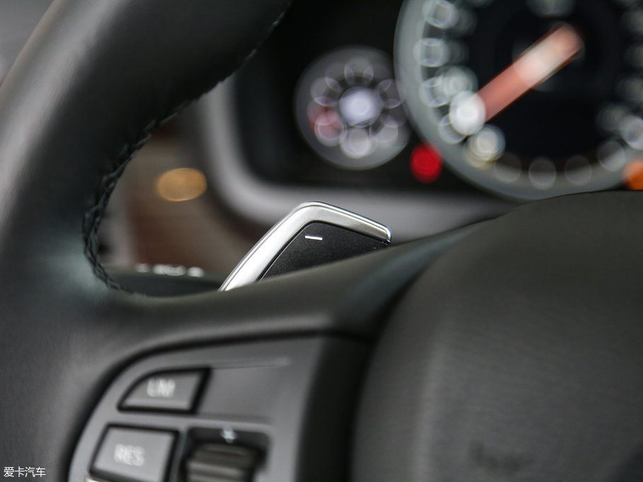 2017RX6 xDrive 35iA