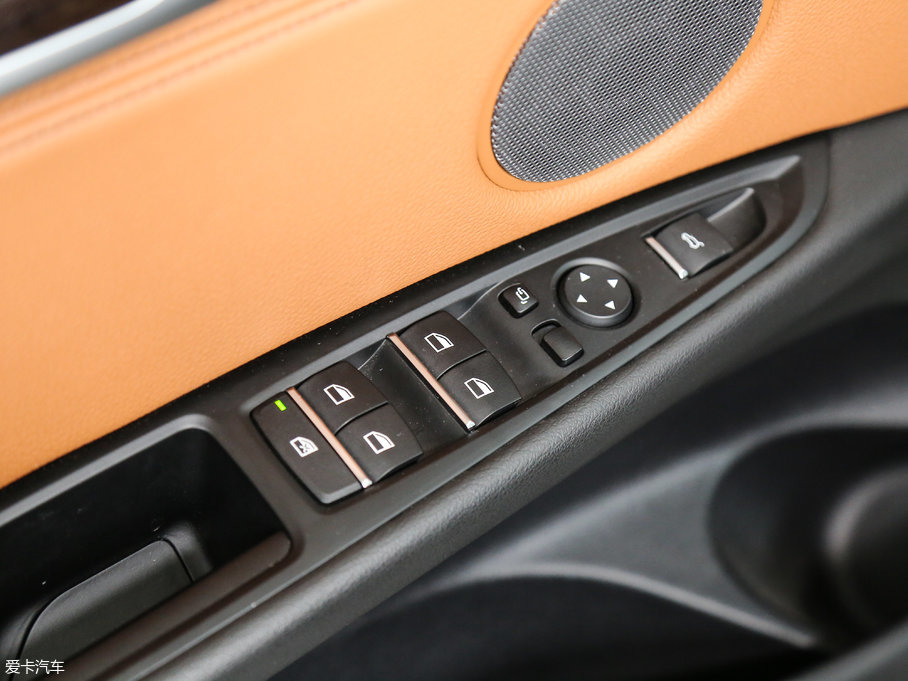 2017RX6 xDrive 35iA