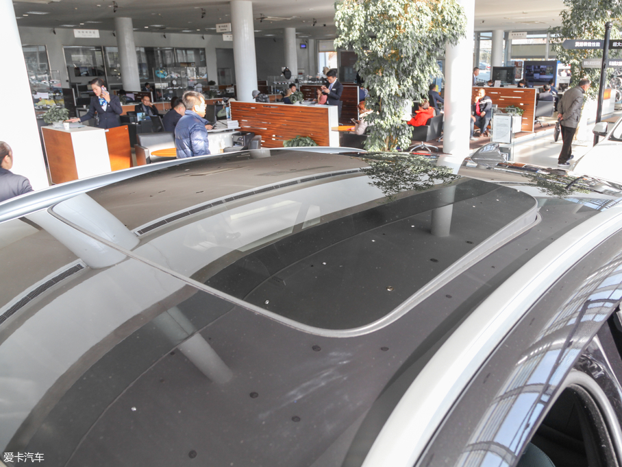 2017RX6 xDrive28i