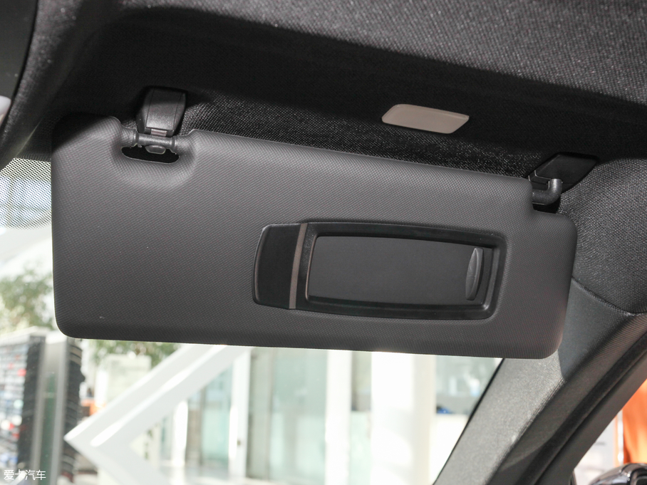 2017RX6 xDrive28i