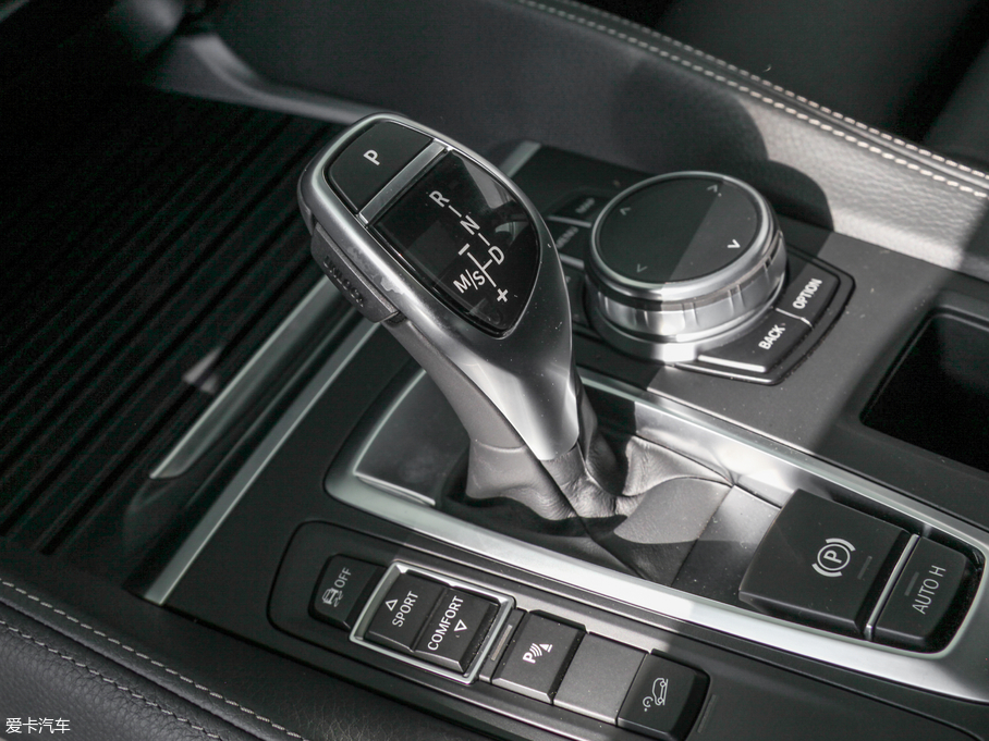 2017RX6 xDrive28i