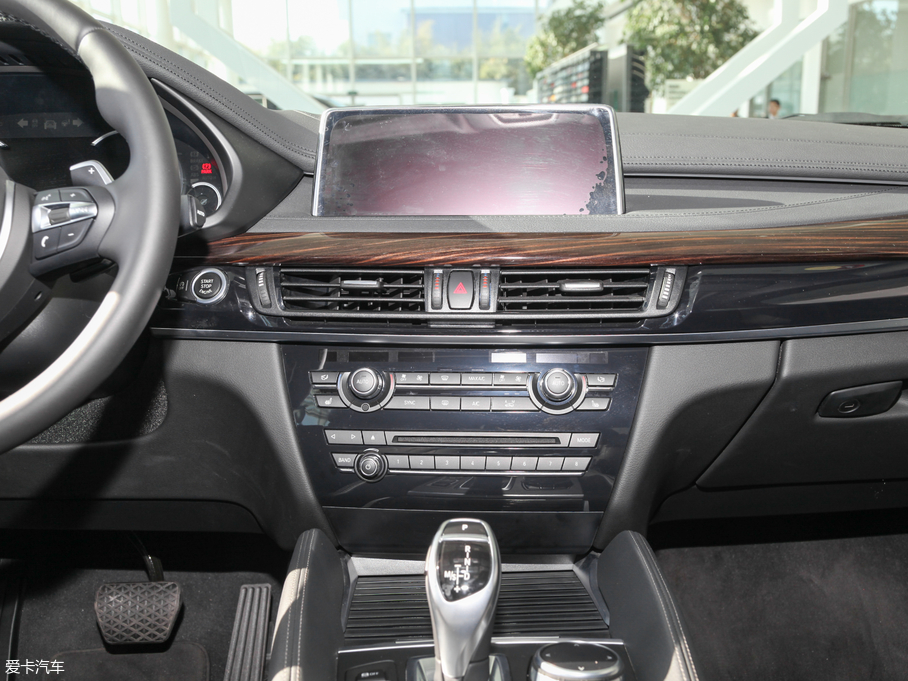 2017RX6 xDrive28i