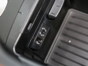 2015xDrive28i п؅^(q)