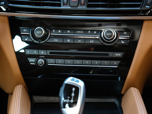 2017xDrive28i {(dio)(ji)