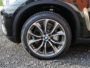 2017款xDrive 35i尊享型 轮圈
