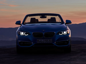 2017230i Convertible w^