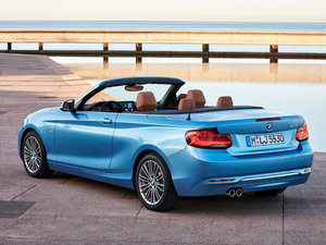 2017230i Convertible w^