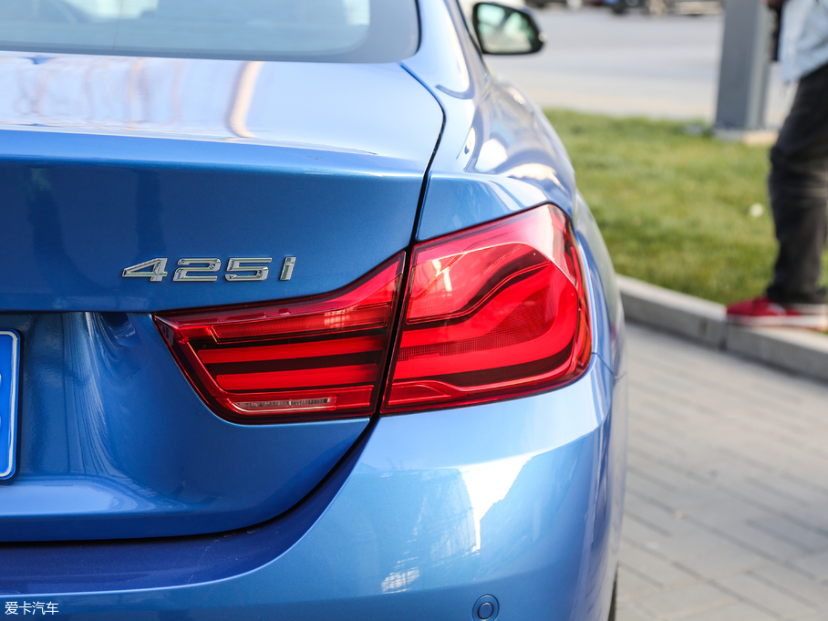 2017��R4ϵ 425i M�\�����b