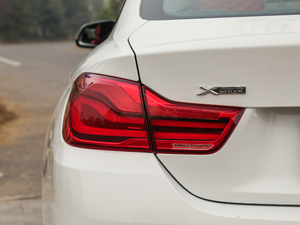 2017440i xDrive M\b ^